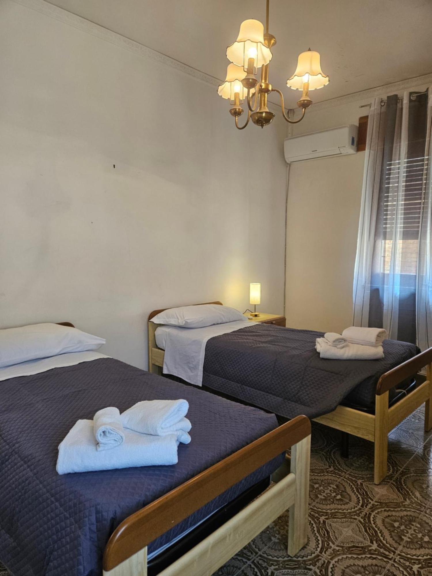 Porta Messina Rooms タオルミーナ エクステリア 写真