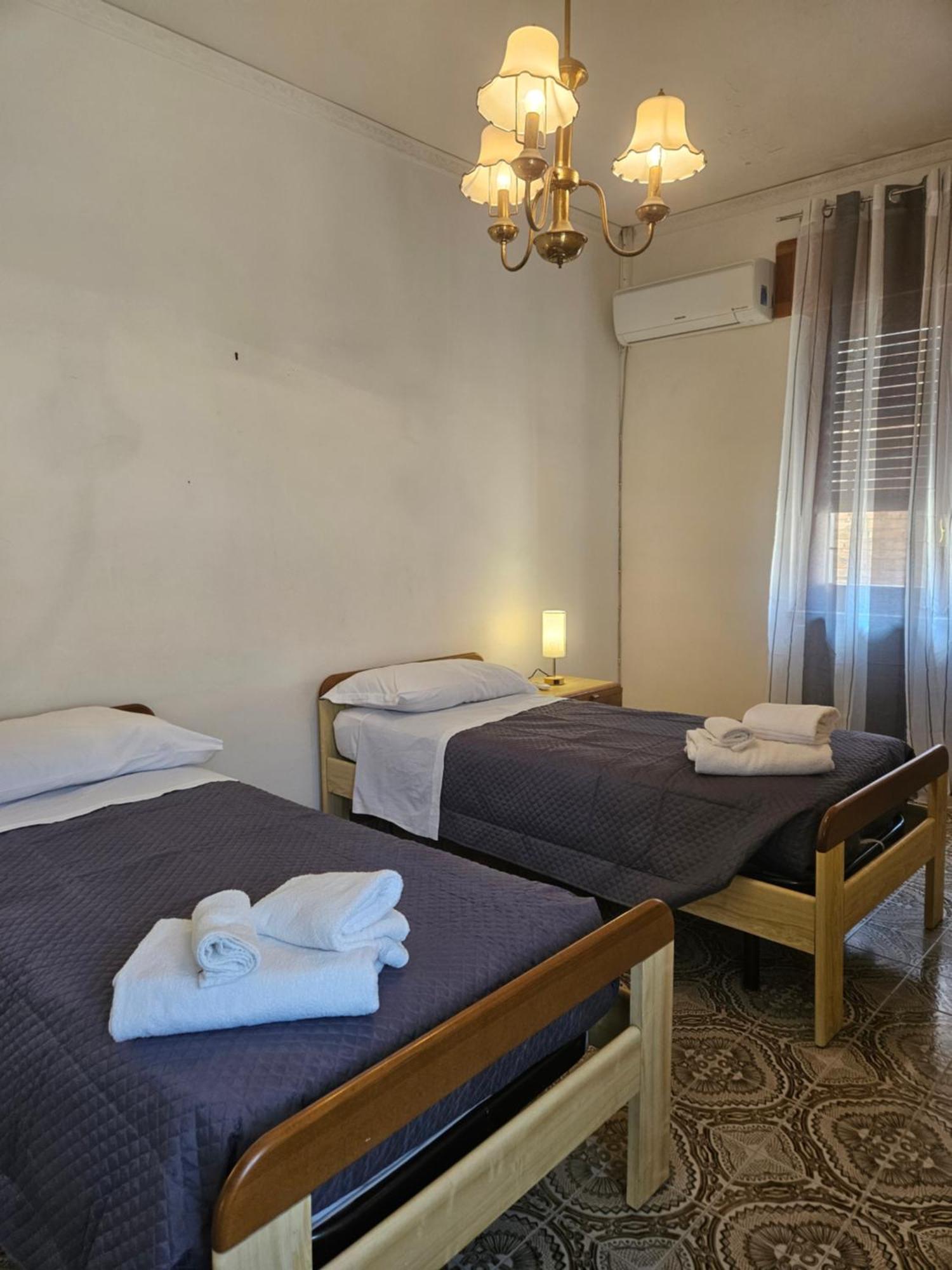 Porta Messina Rooms タオルミーナ エクステリア 写真